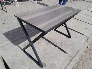 Computer Desk Nairobi – Affordable Office Table