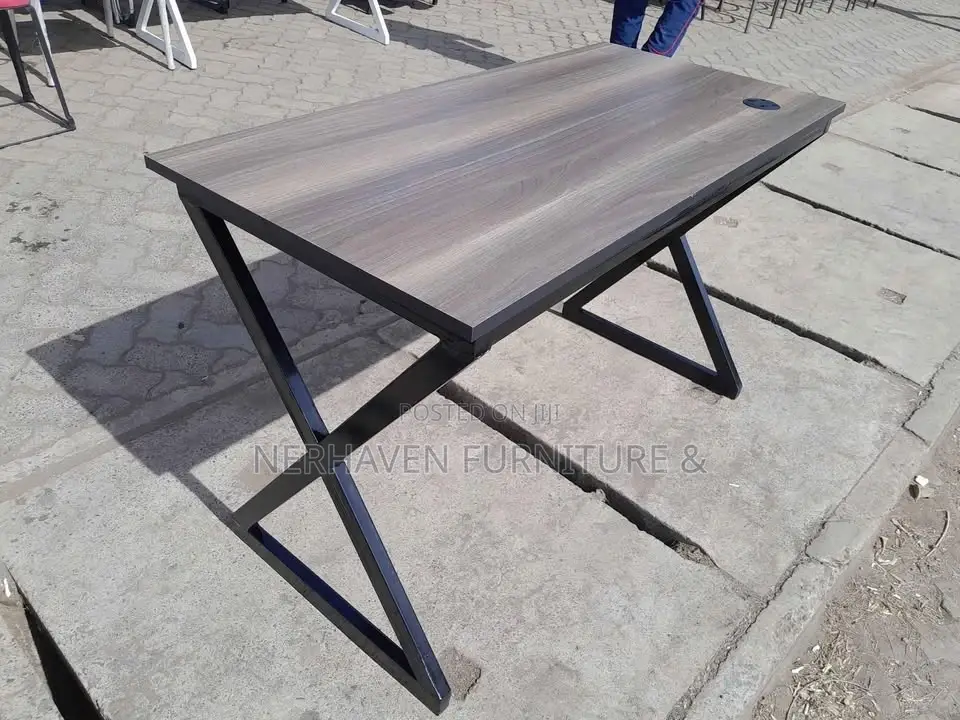 Computer Desk Nairobi – Affordable Office Table