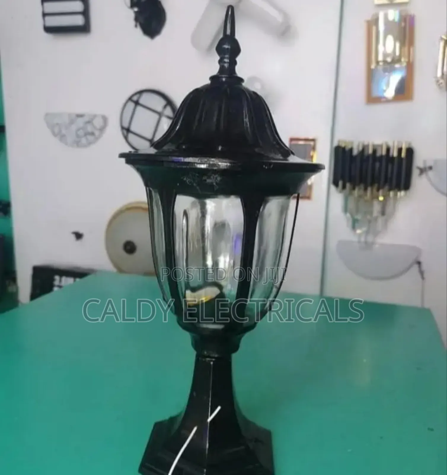 Modern Black Outdoor Gate or Pillar Light Jt5