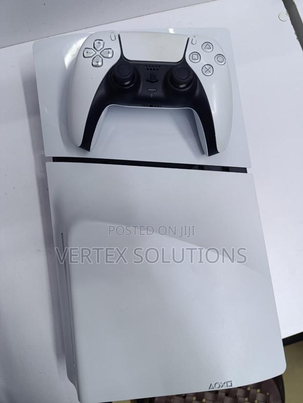 Playstation 5 Standard - main view