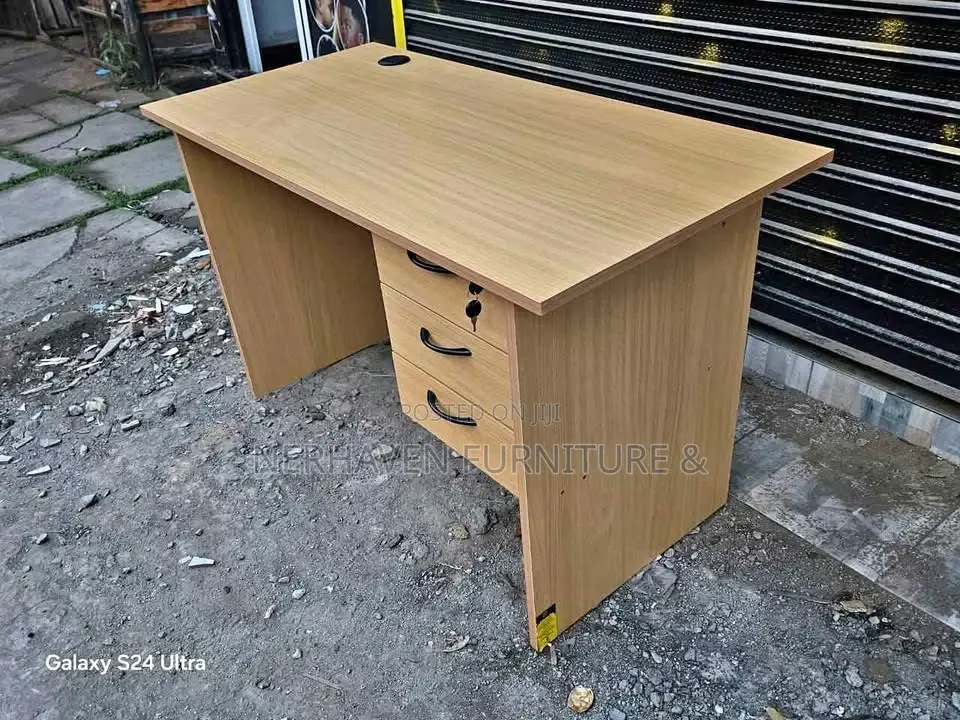 Modern Computer Desk – Home Office Table
