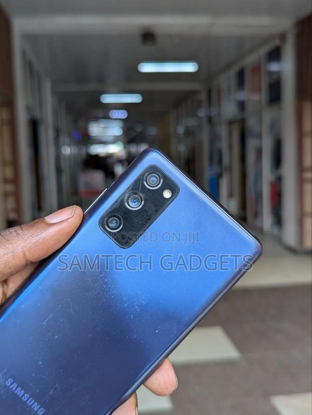 Samsung Galaxy S20 FE 128 GB Blue - thumbnail 3