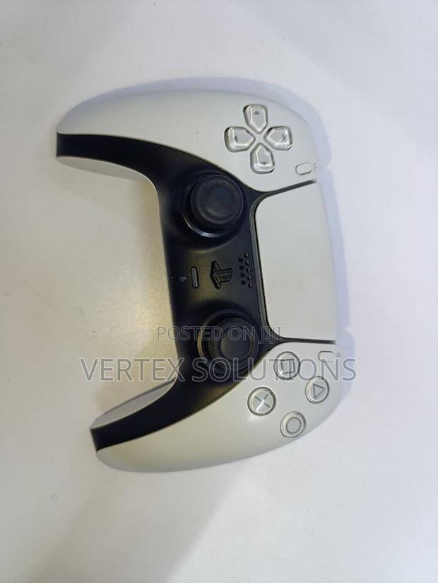 Playstation 5 Slim Gaming Pad - main view