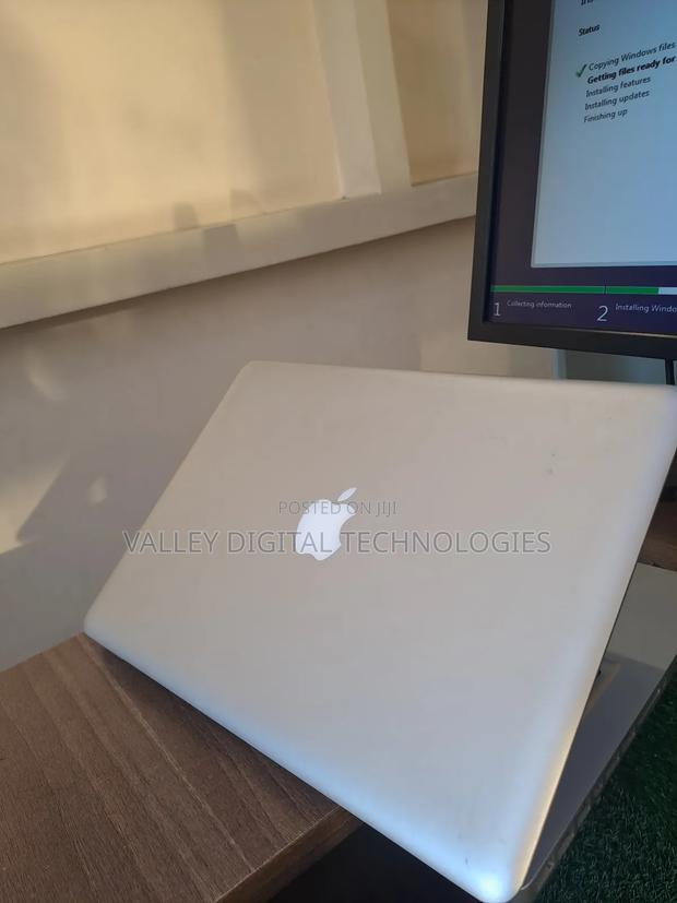 Laptop Apple MacBook Pro 8GB Intel Core I5 HDD 500GB - thumbnail 2