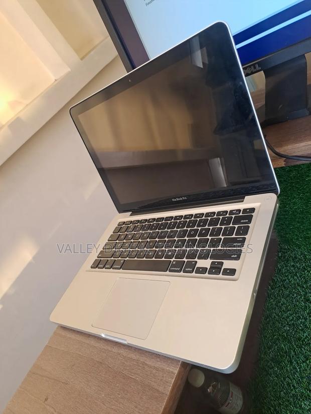 Laptop Apple MacBook Pro 8GB Intel Core I5 HDD 500GB - thumbnail 3