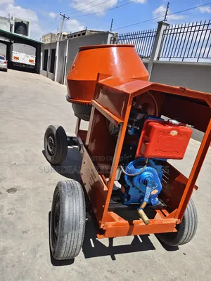 Diesel-powered Concrete Mixer,500 Ltrs Drum Capacity