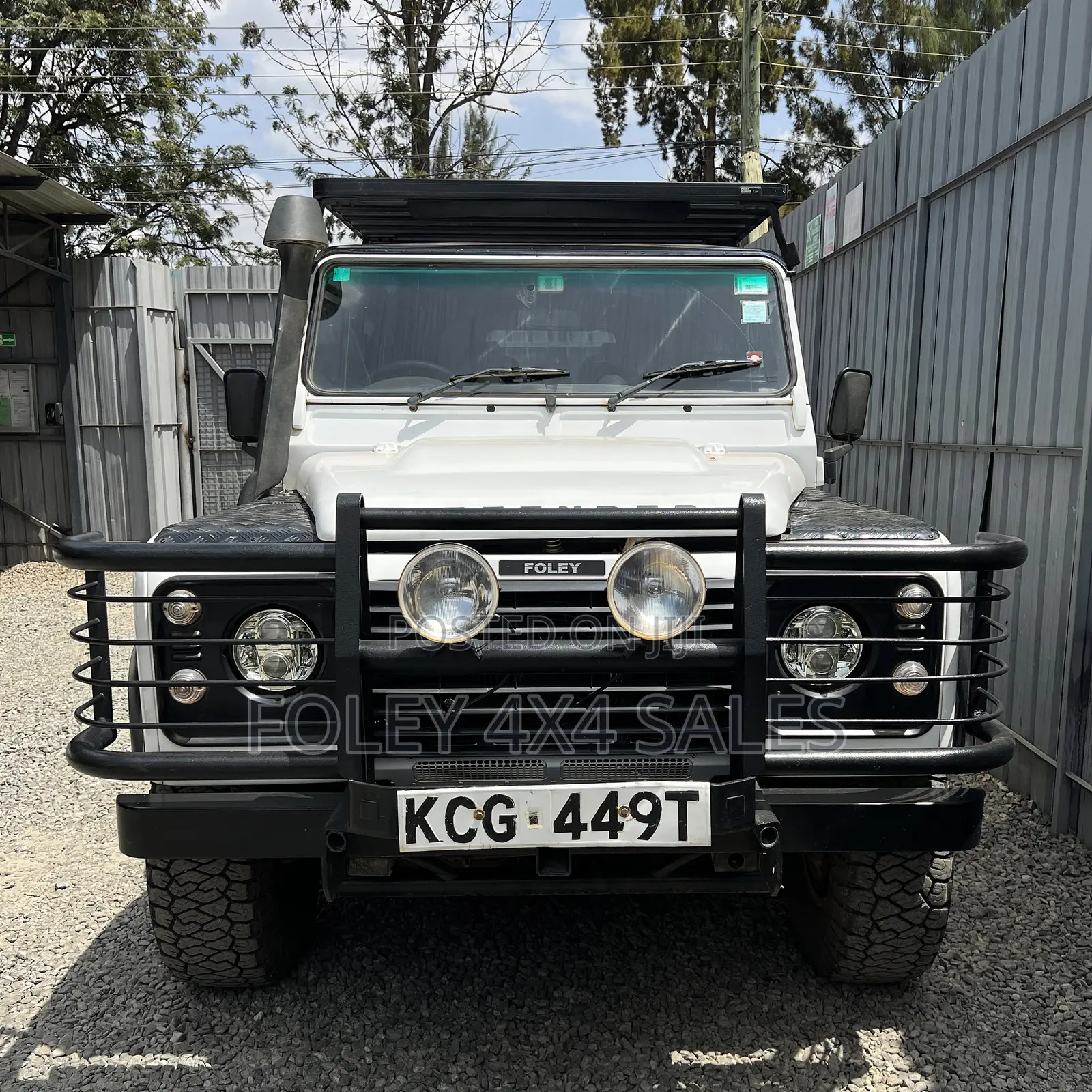 Land Rover Defender 2014 White