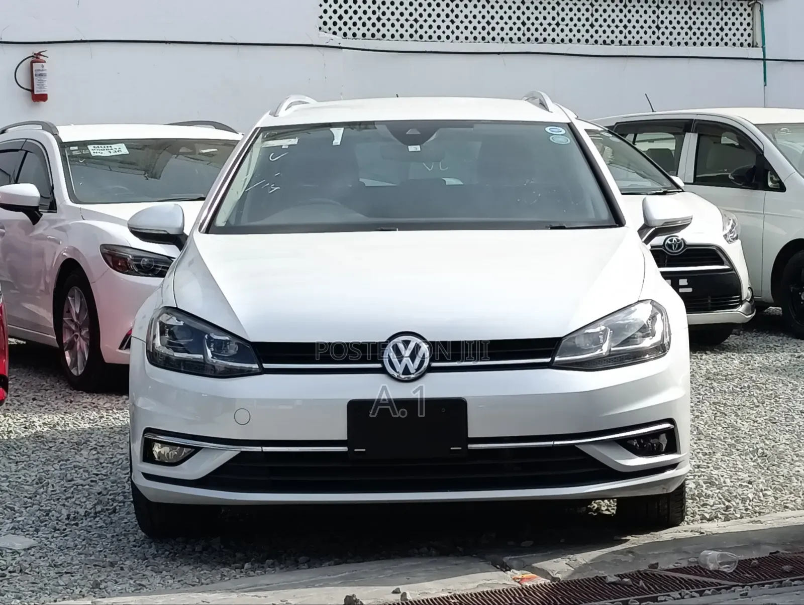 Volkswagen Golf 2019 White