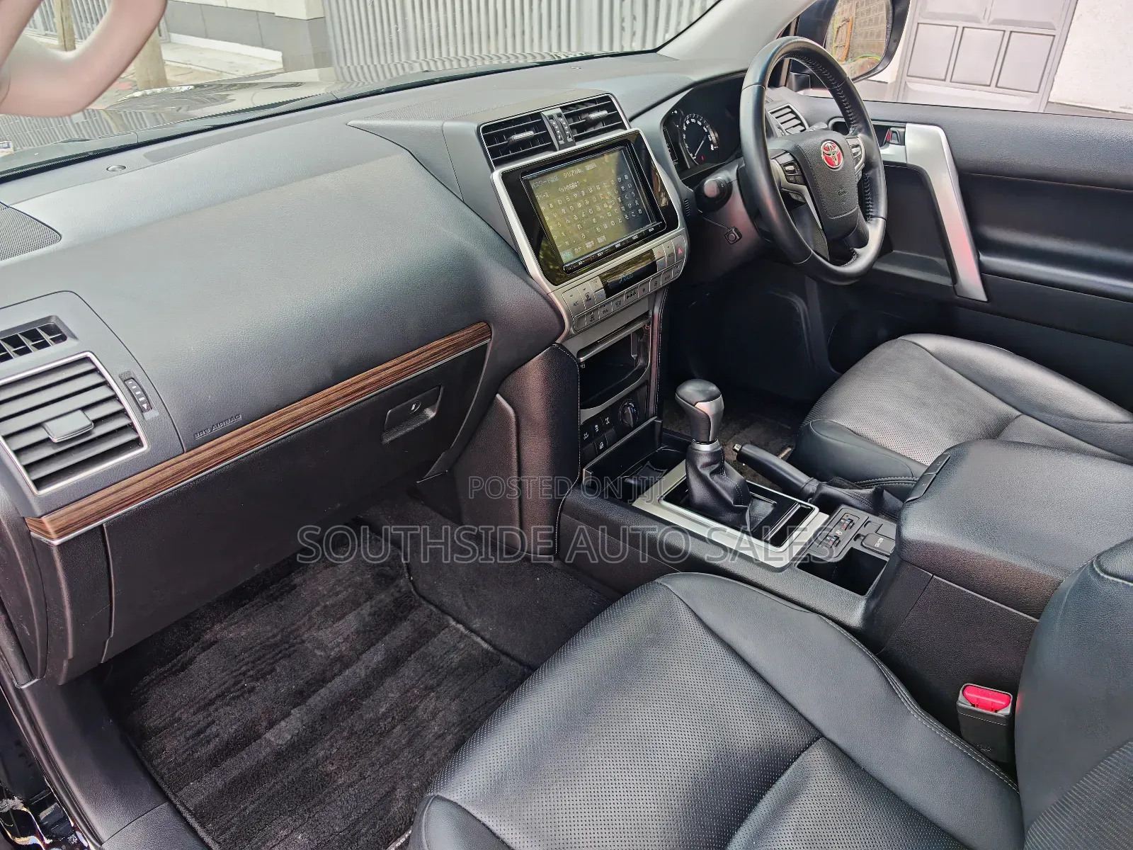 Toyota Land Cruiser Prado 2.8 2019 Matt Black