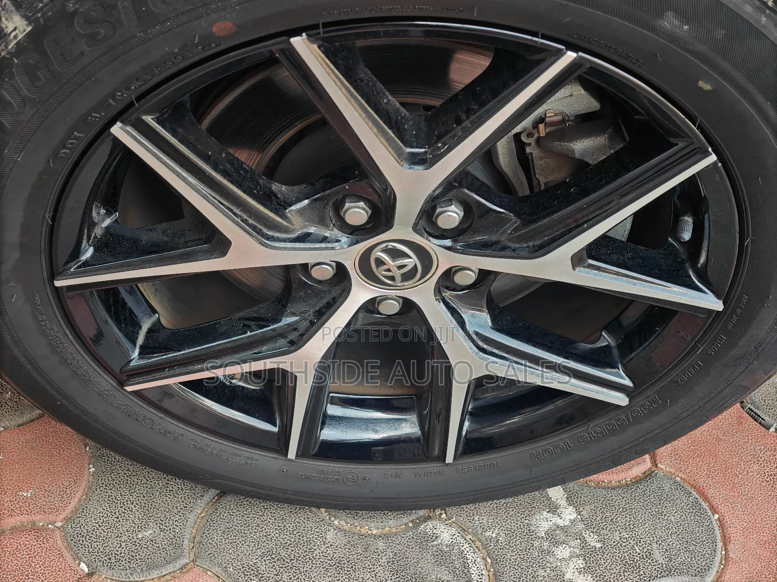 Toyota Harrier 2.0 2019 Matt Black
