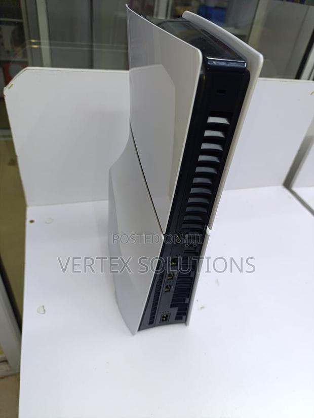 Playstation 5 Slim - main view