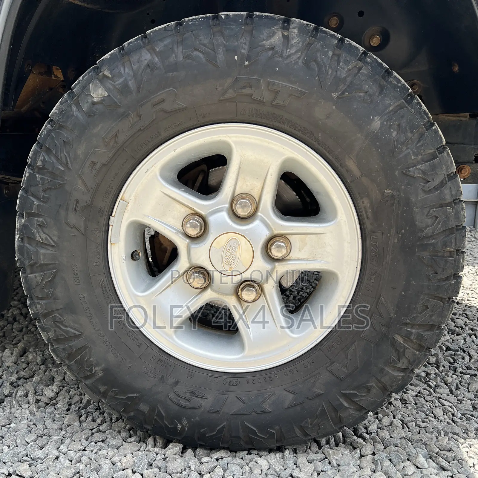 Land Rover Defender 2014 White