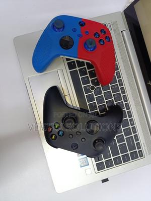 Xbox Series X Pad - thumbnail 2