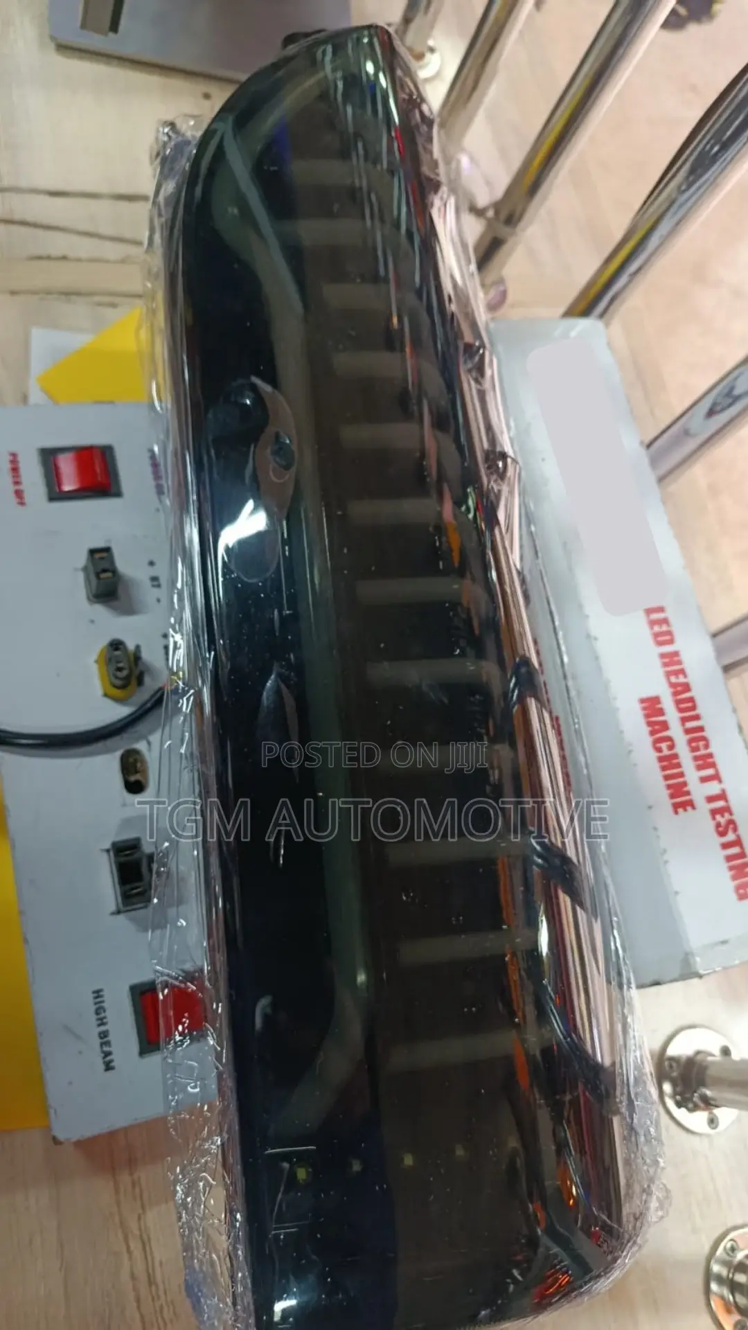 Aftermarket Tail Light Hiace 7l - Smoked