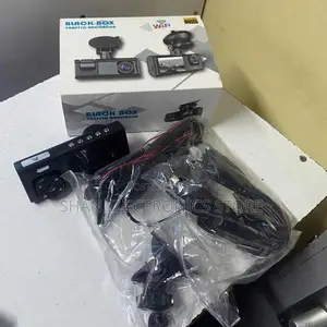 G-Sensor 3 Channel 170°Wide Angle ++1080p Dash Cam Loop Recording