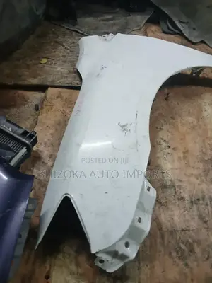 Toyota Corolla Axio/Fielder Nze141 Left Front Wing / Fender