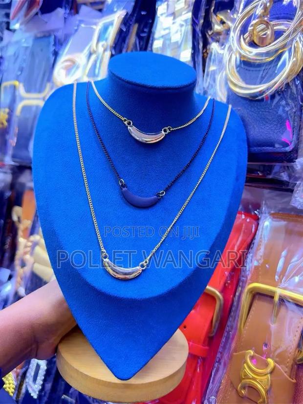 Long Chains - thumbnail 5