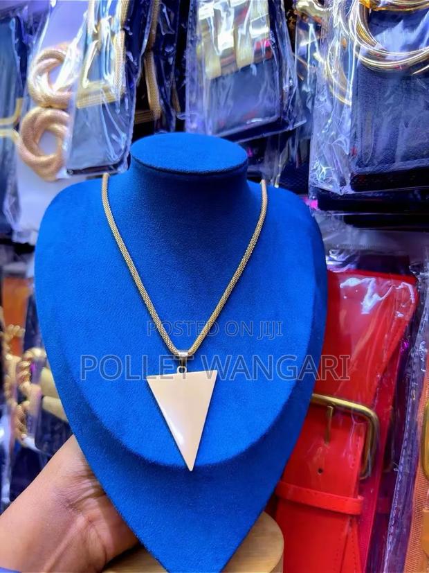 Long Chains - thumbnail 15