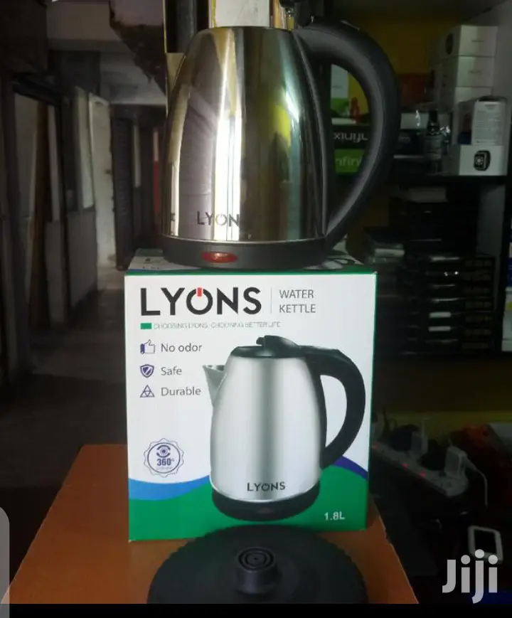New Lyons Electric Kettle