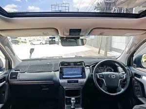 Toyota Land Cruiser Prado 2.7 2019 Matt Black