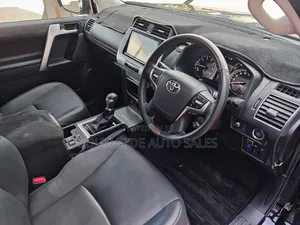 Toyota Land Cruiser Prado 2.7 2019 Matt Black