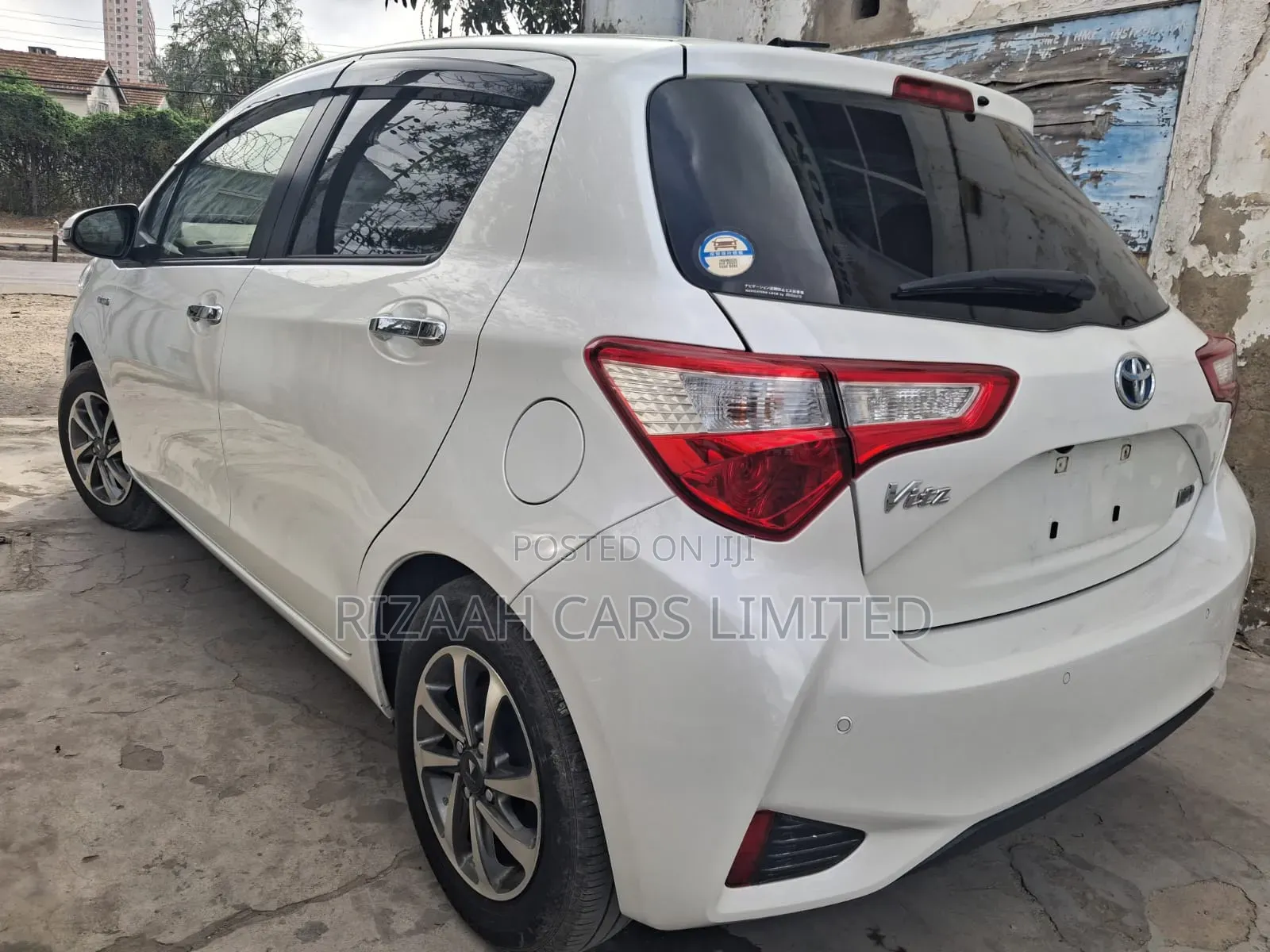 Toyota Vitz 2018 White
