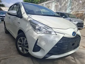 Toyota Vitz 2018 White