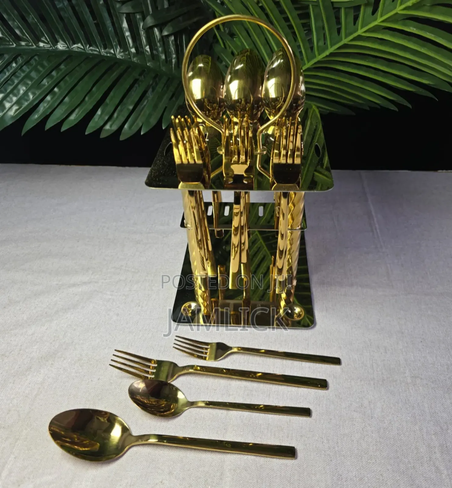 30pcs Gold Cutlery Set With Stand - Rb