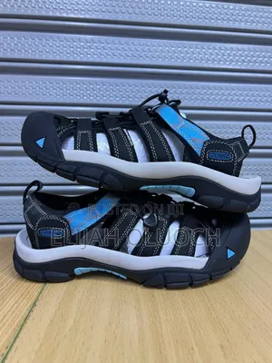 Keen Women's  Newport  H2 Black Blue Colorway