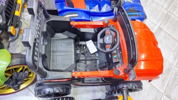 Kid's Electric Ride -on Car - thumbnail 3