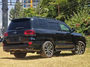 Toyota Land Cruiser 2019 Black