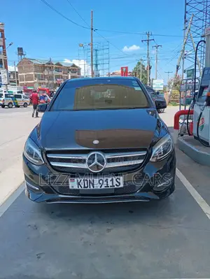 Mercedes-Benz C180 2016 Black