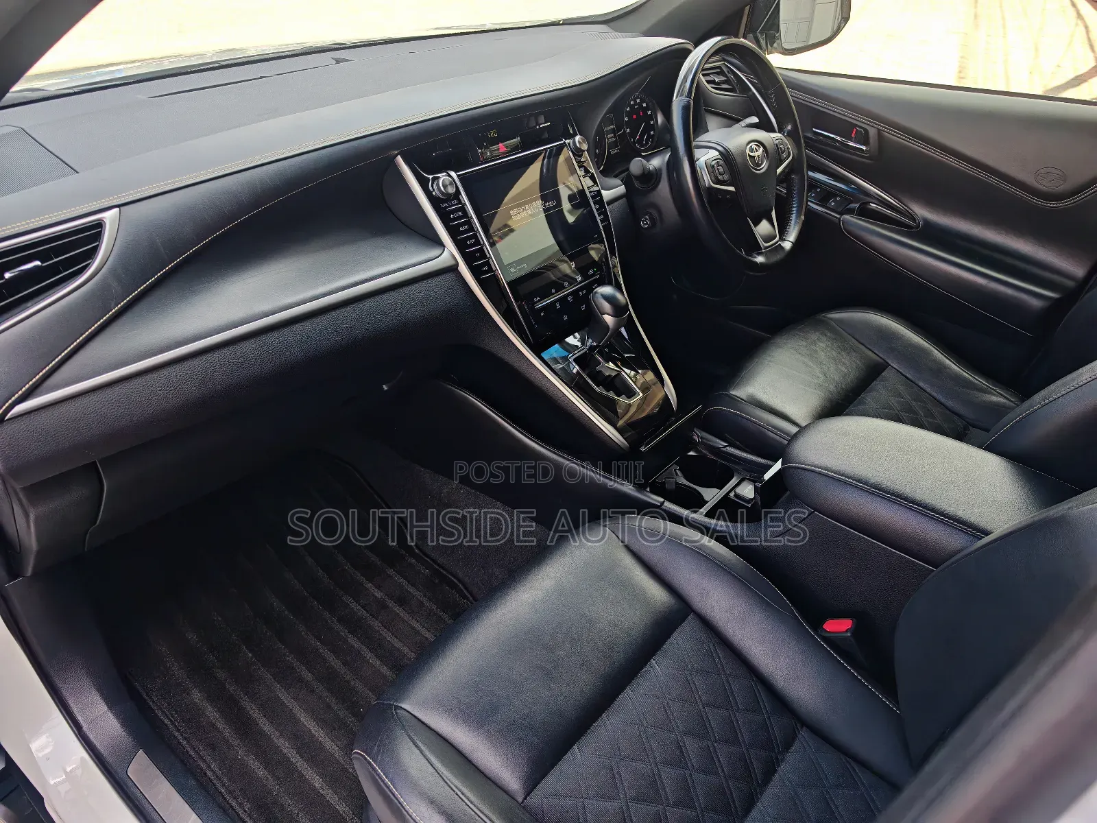 Toyota Harrier 2019 White