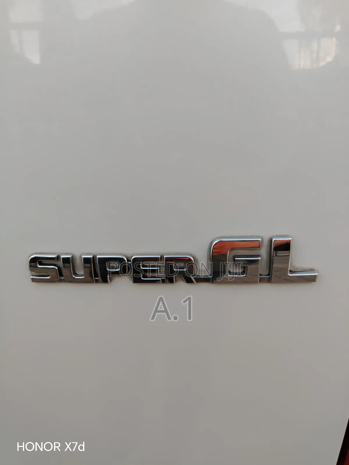 Toyota HiAce 2019 White