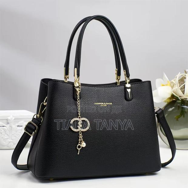 Offer on Quality Leather Handbags - main view