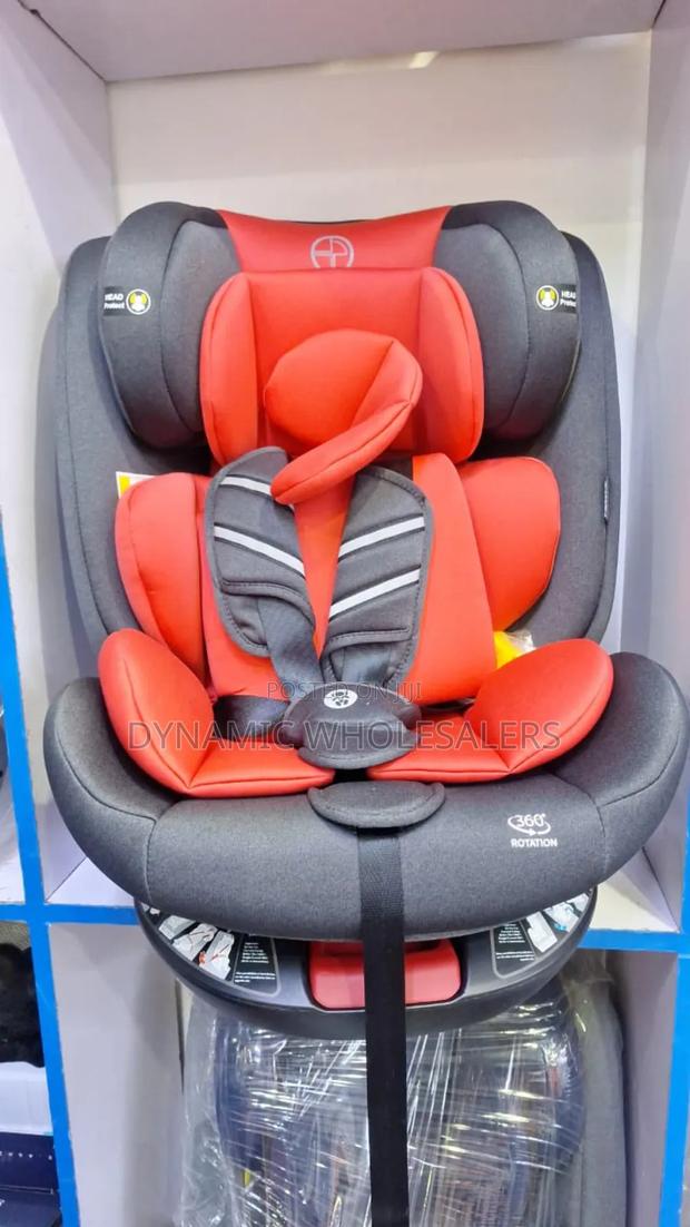 Baby Car Seat With 360-Degree Rotating System