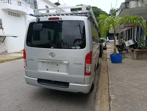 Toyota HiAce 2019 Silver