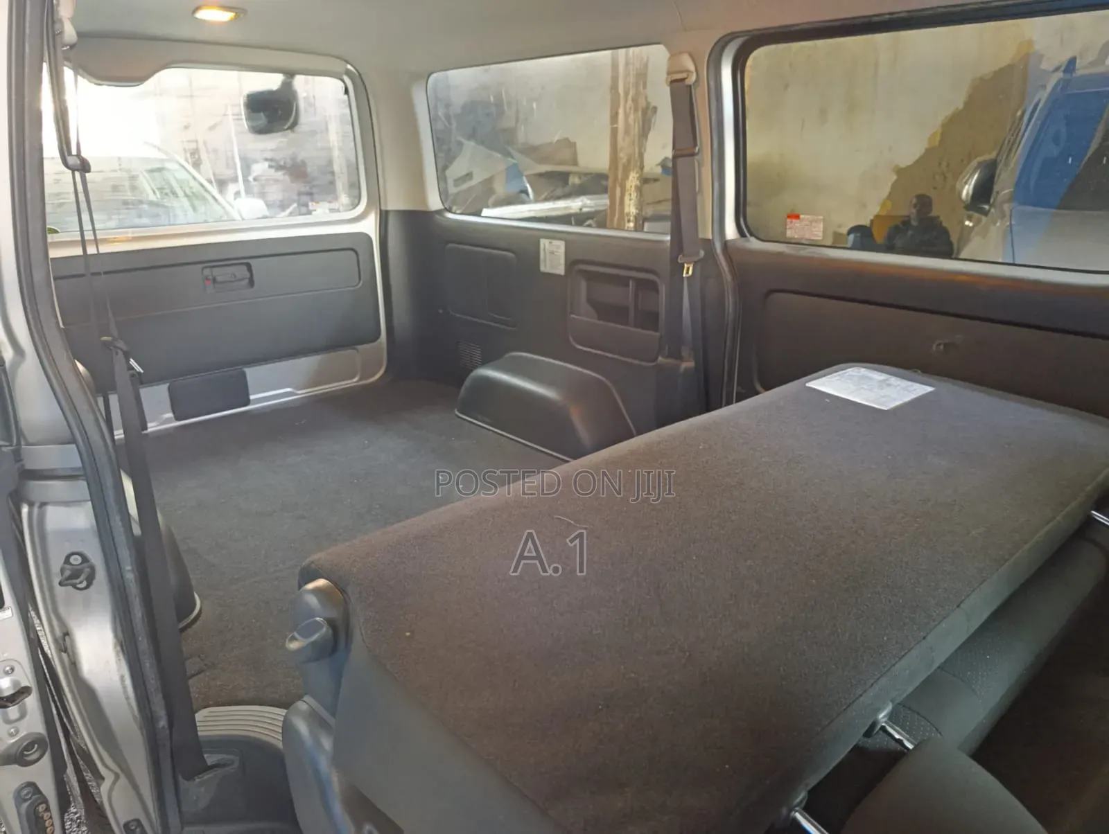Toyota HiAce 2019 Silver