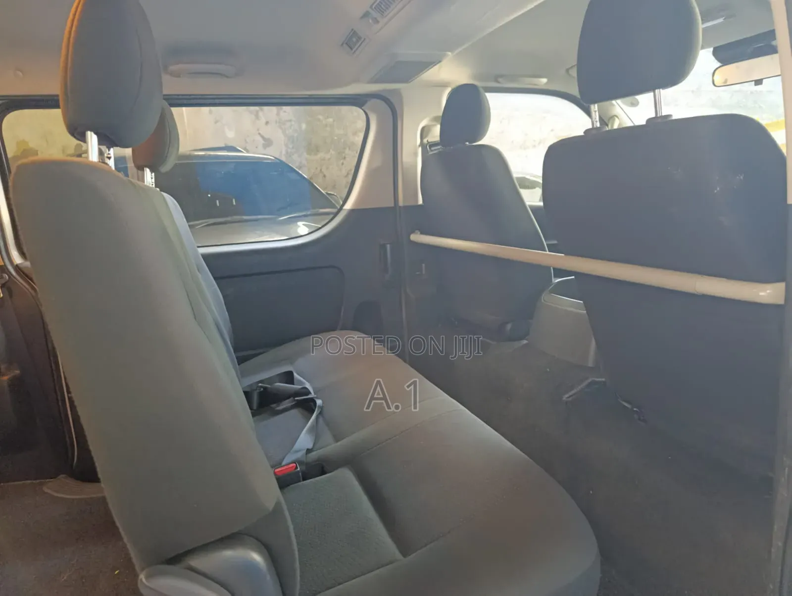Toyota HiAce 2019 Silver