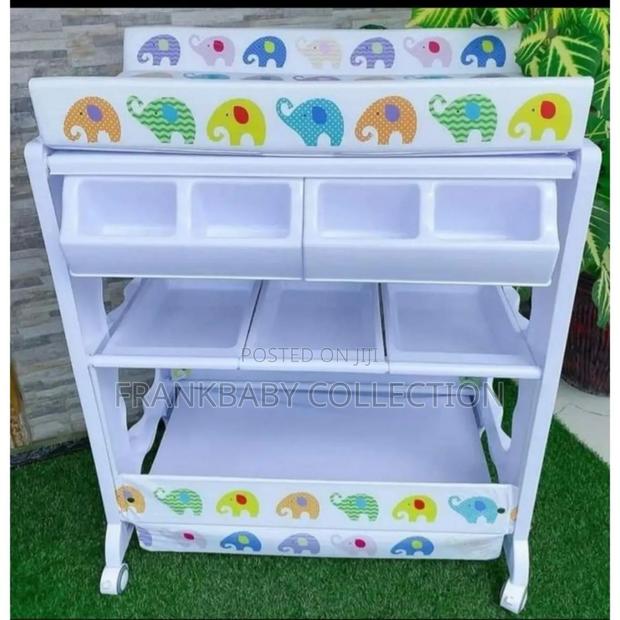 Portable Changing Baby Bath Station. - thumbnail 2