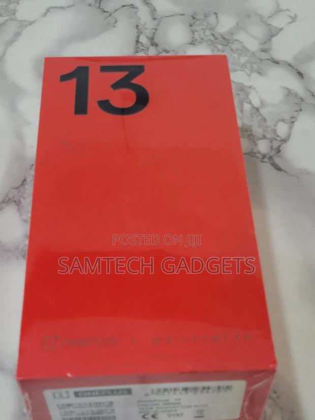 New OnePlus 13 512 GB White - main view