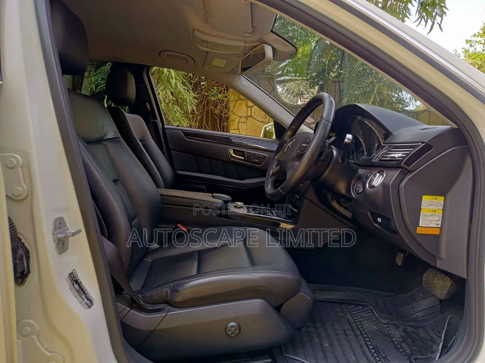 Mercedes-Benz E300 2010 White