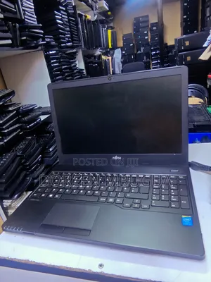 Laptop Fujitsu 4GB Intel Core I5 HDD 128GB