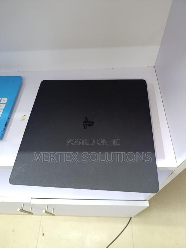 Playstation 4 Chipped Set - main view