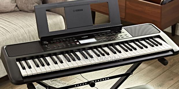PSR-E383 Yamaha 61-Keys Portable Keyboard - main view