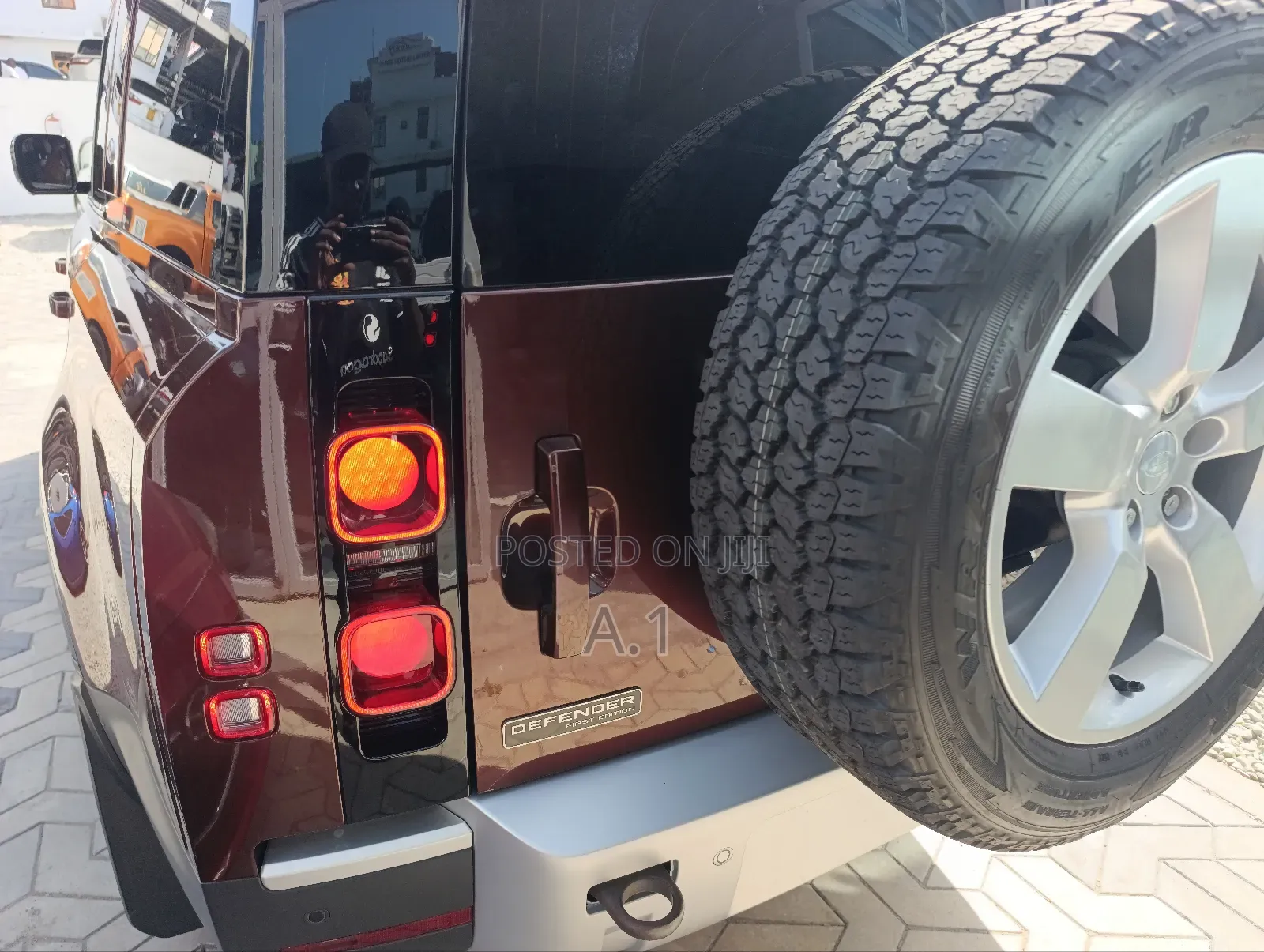 Land Rover Defender 2022 Burgundy