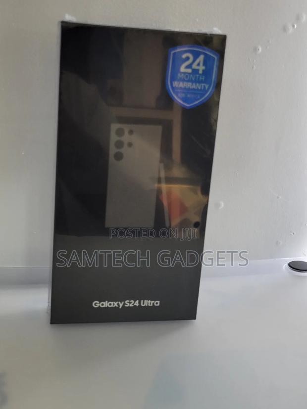 New Samsung Galaxy S24 Ultra 256 GB Black