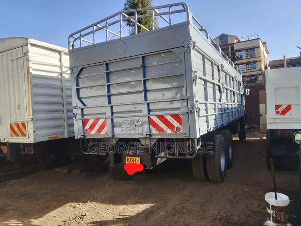 Isuzu FVZ Truck - thumbnail 4