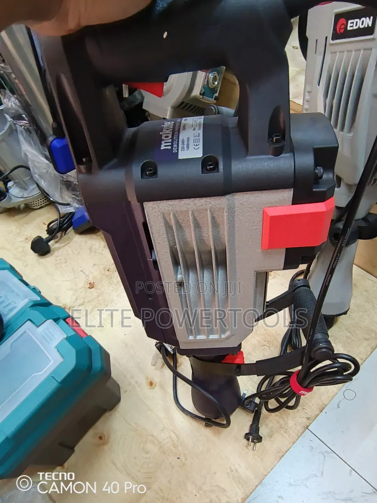 2700 Makute Demolition Hammer