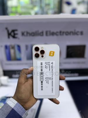 Apple iPhone 12 Pro Max 256 GB Silver - main view